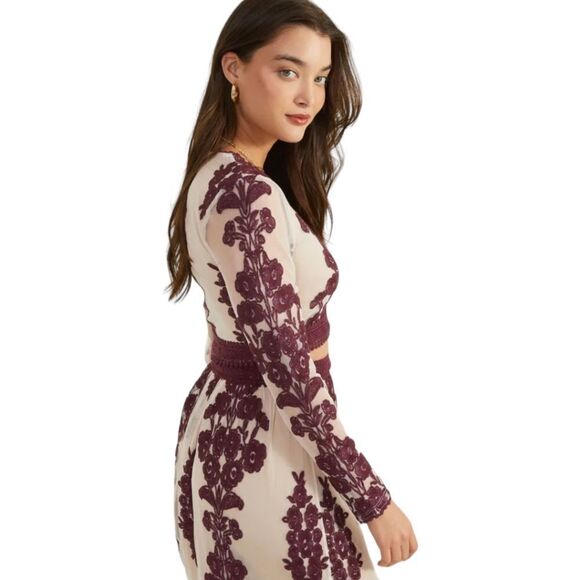 Altar'd State Y2K Embroidered Lace Mesh Floral Crop Top in Wine Sz M NWT - Picture 5 of 14